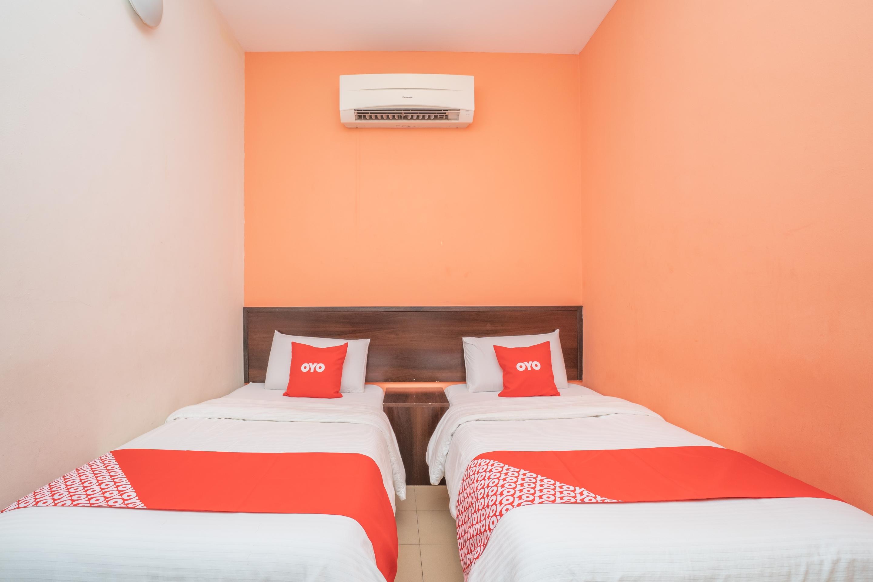 โอโย 44078 ดิ ไอส์แลนด์ โฮเต็ล Hotel Kampong Pasir Bogak ภายนอก รูปภาพ